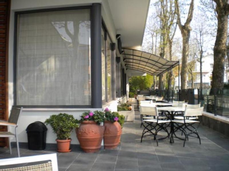Hotel Prater Cesenatico Exterior photo
