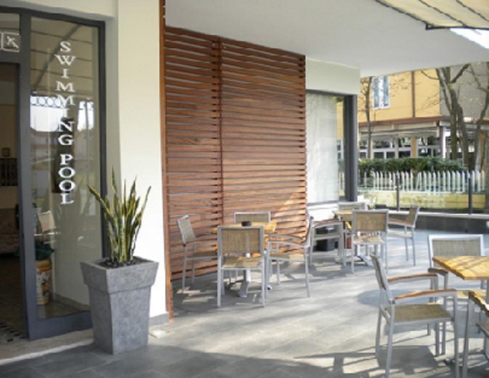 Hotel Prater Cesenatico Exterior photo